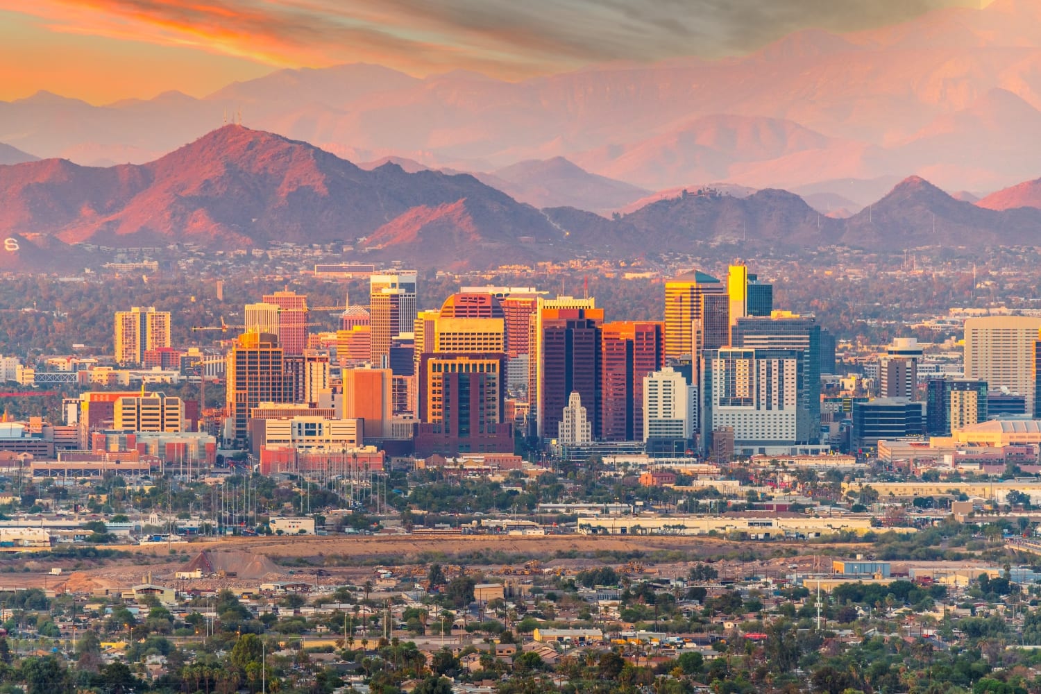 resized_FI_Getty_Phoenix-AZ-skyline